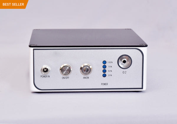 Smart Oxygen Companion – Light & Portable Continuous Flow Oxygen Concentrator for Home & Travel